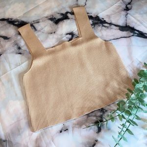 🌻 NEW Solid Ribbed Knit Crop Top